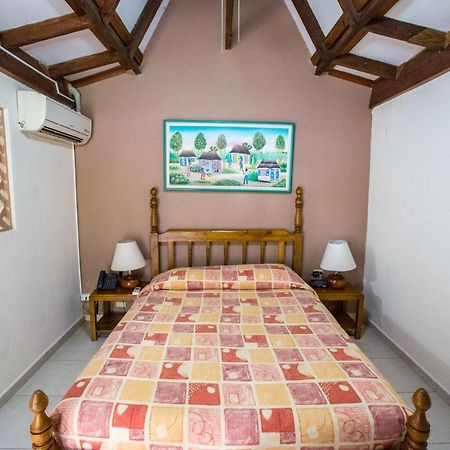 Moulin Sur Mer Beach Resort - All Inclusive Montrouis Exterior foto