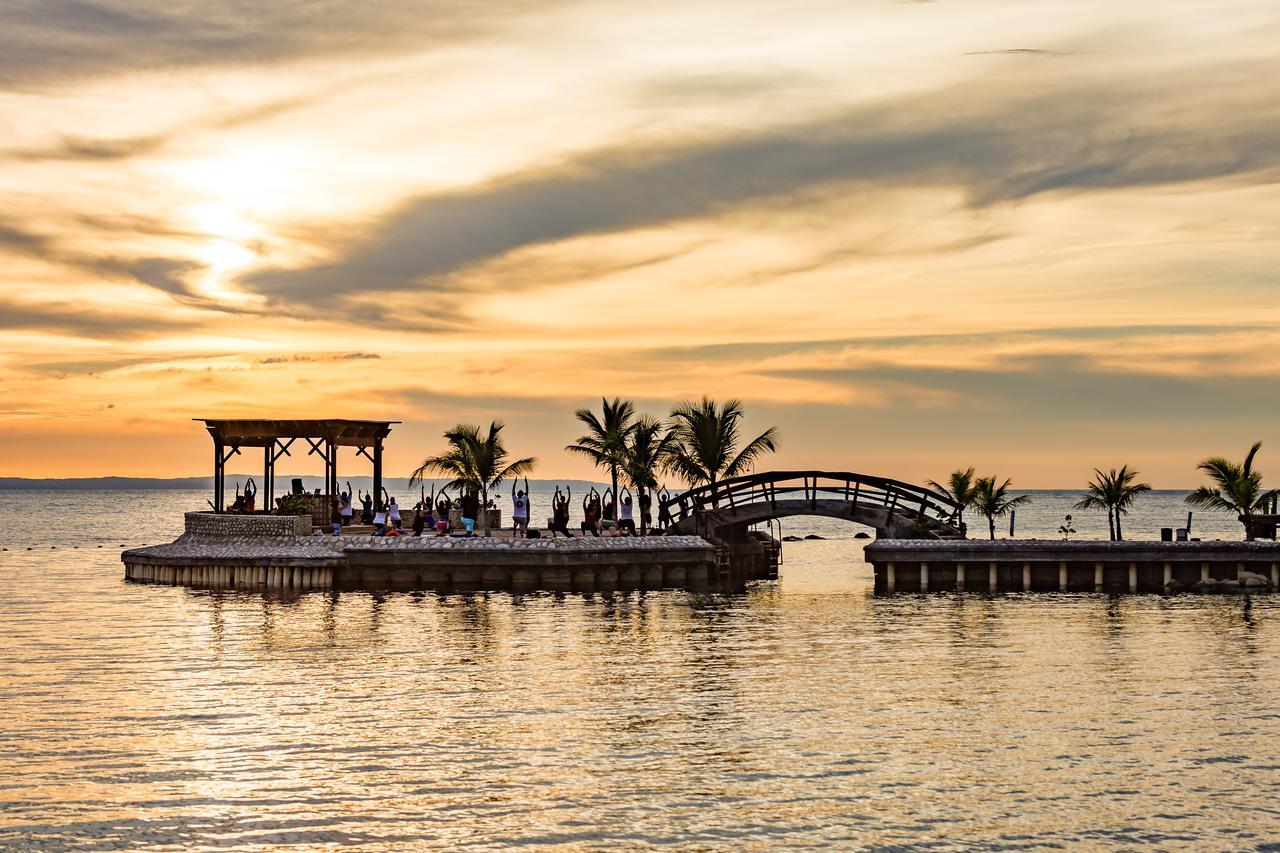 Moulin Sur Mer Beach Resort - All Inclusive Montrouis Exterior foto