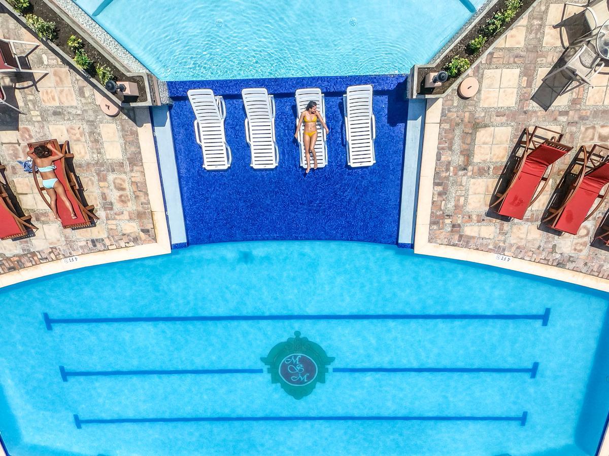 Moulin Sur Mer Beach Resort - All Inclusive Montrouis Exterior foto
