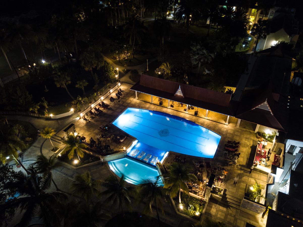 Moulin Sur Mer Beach Resort - All Inclusive Montrouis Exterior foto